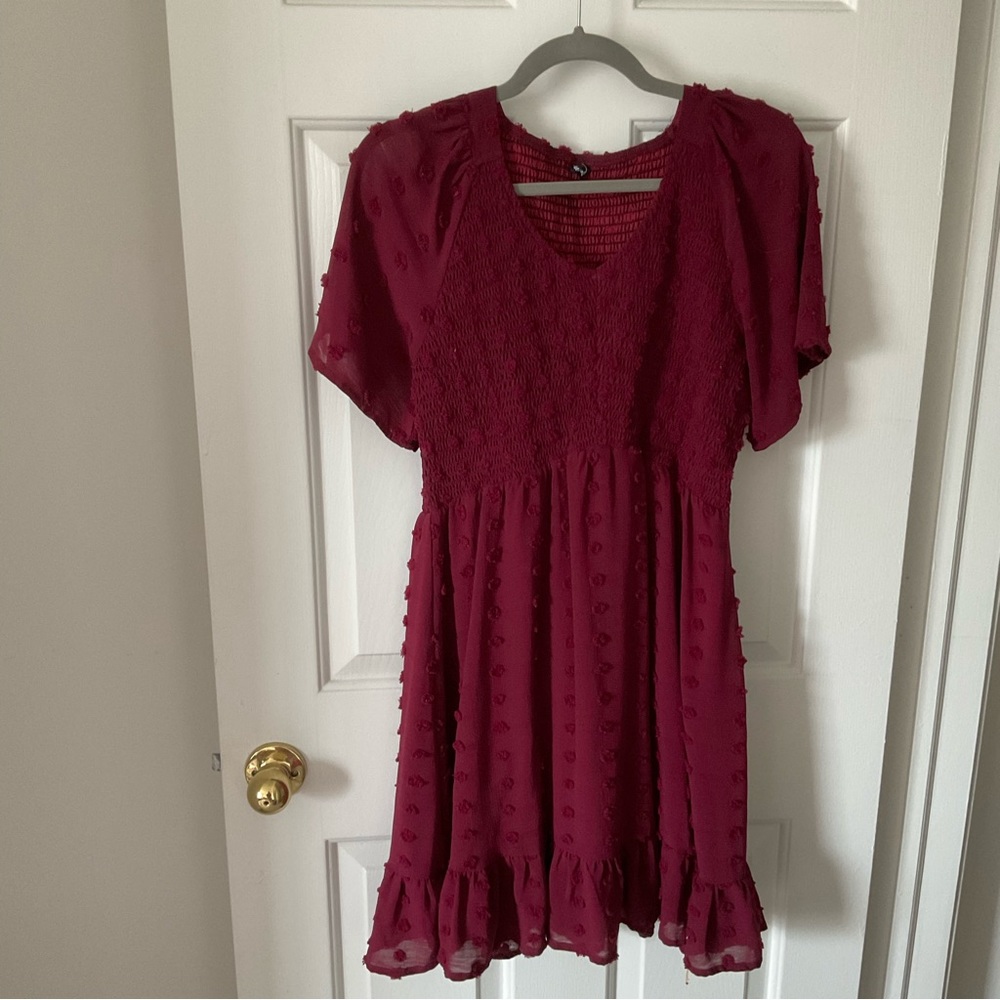 Maroon Short Sleeve Knee Length Dress, Size Large
